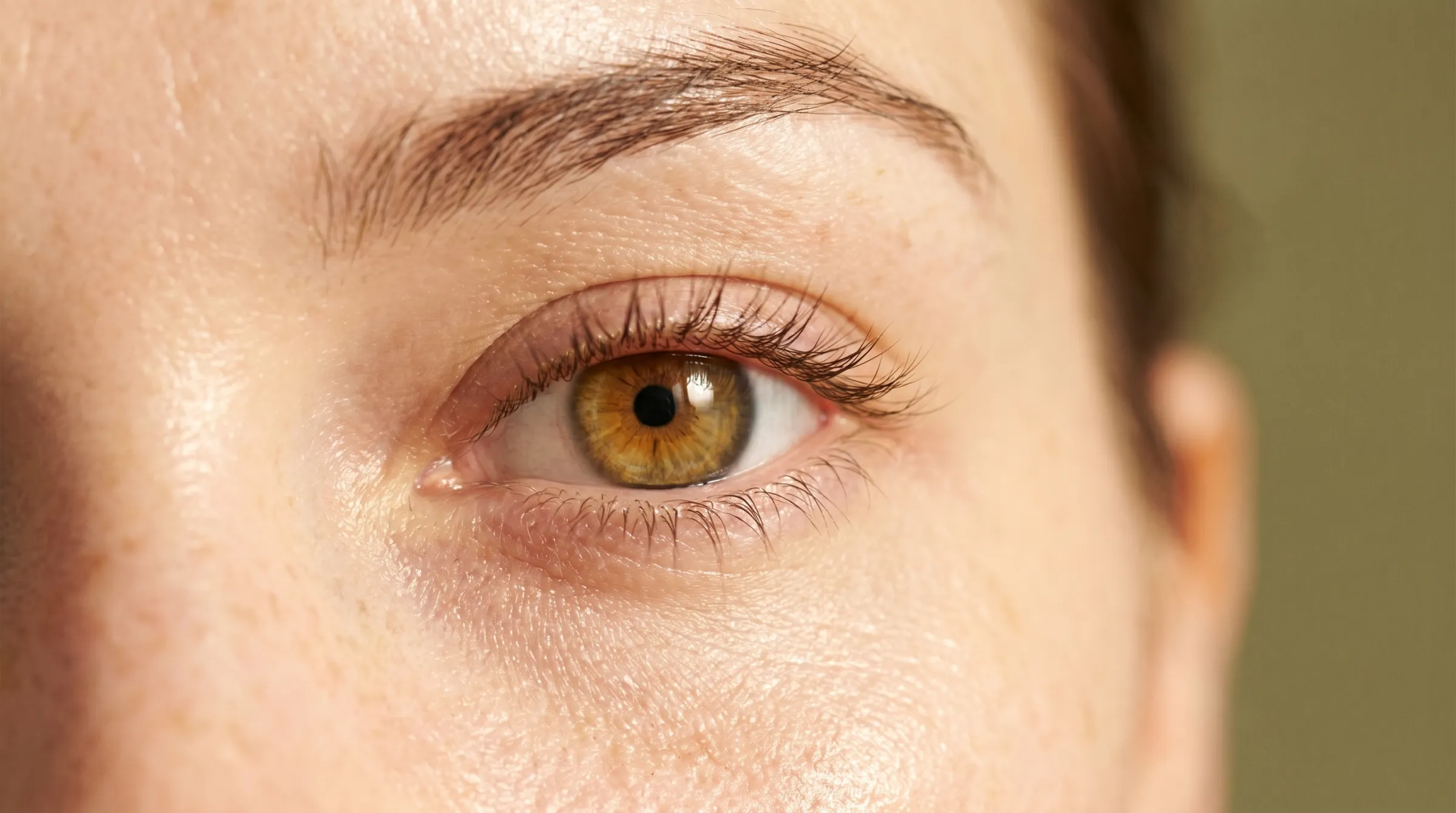 Auge in Nahaufnahme, Präzision regenerativer Medizin